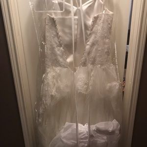 White dress size 14 wedding dress worn once